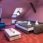 Διαμέρισμα Spacious And Quiet Attic Flat In Centre
